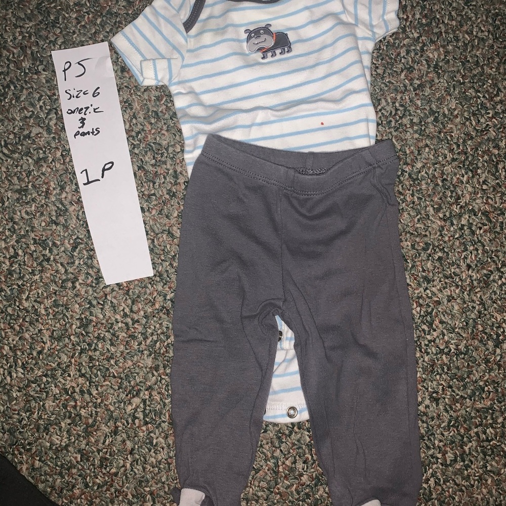 Size 6 month pj with bulldog logo